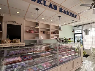 Roela's Bakery