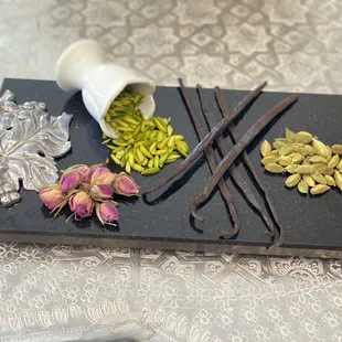 Pistachios, Persian rose, vanilla and cardamom