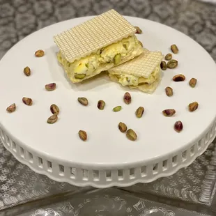 Saffron Ice cream sandwich