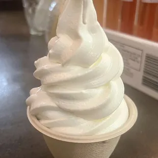 Straus frozen yogurt