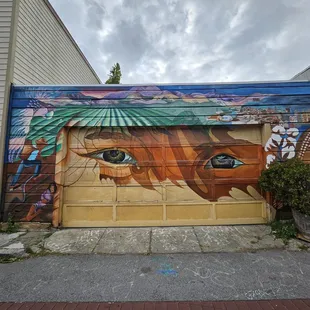 Mural art appreciation walk