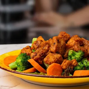 Low carb &amp; keto-friendly Honey Garlic Chicken