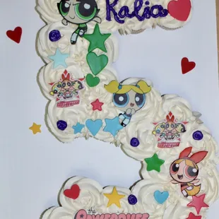 Powerpuff Girls themed cookies and crème cupcakes