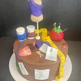 Perfect cake for the designer!