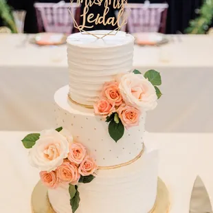 My cake turned out exactly how I wanted it to!