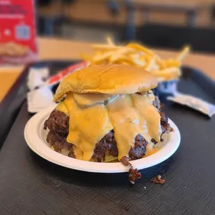 Double Cheeseburger w/Lettuce