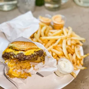 Double cheeseburger (extra cheese), fries, fry sauce, ranch
