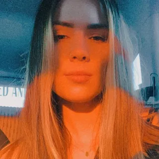 Victoria L.