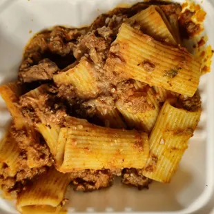 Bolognese rigatoni, half portion
