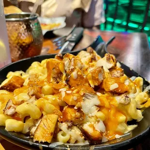 Buffalo Blackened Chicken Mac &amp; Cheese