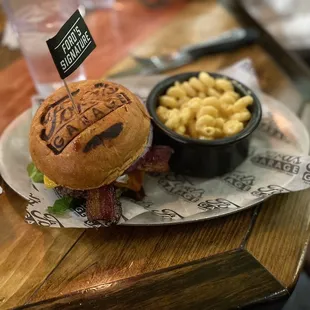 Ford FORD-S SIGNATURE with MAC N' CHEESE