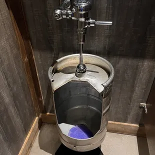 Coolest urinal I&apos;ve ever seen!