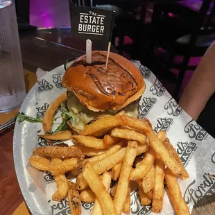 The Estate Burger