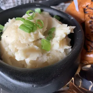 Family Style White Cheddar Mashed Potatoes