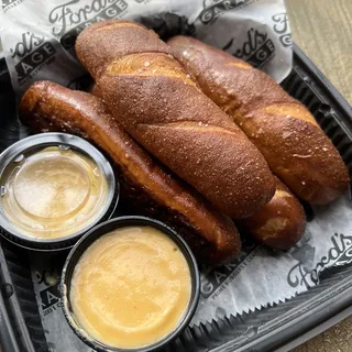 Edsel's Hot Pretzels