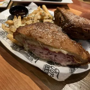 Monte Cristo Sandwich