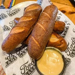 Edsel's Hot Pretzels