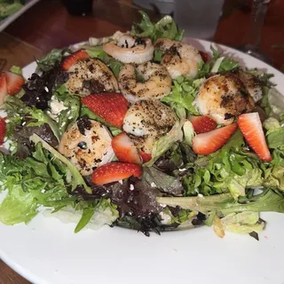 Berries and Gorgonzola Salad