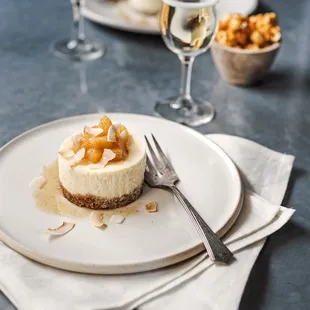 food, cupcakes, dessert