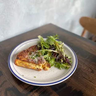 Bacon cheddar quiche