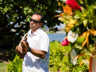The Hawaiian Wedding Singer