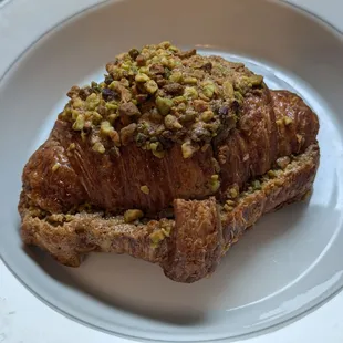 Pistachio Croissant