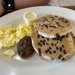 Kiddy breakfast with chocolate chip pancakes