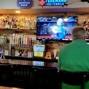 Bar picture