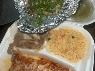 La Parrilla Guacamole Grill