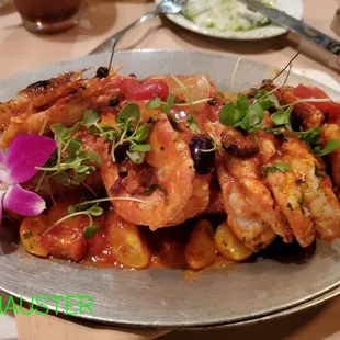 HOT JUMBO ,SWEET SHRIMP WITH TOMATO SAUCE
