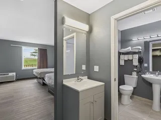 Four Seasons Country Inn