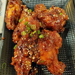 Yummy Yummy &quot;Korean Fried Chicken Wings&quot; (wasn&apos;t yummy yummy)