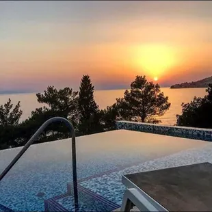 Private pool with amazing sunset!