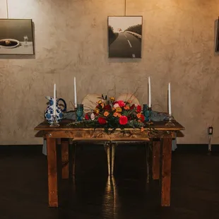 Sweetheart Table - Rentals

Thank you to Miranda Lobdell, SteamHer Wedding Planning

Thank you to Cascade &amp; Canyon Photography