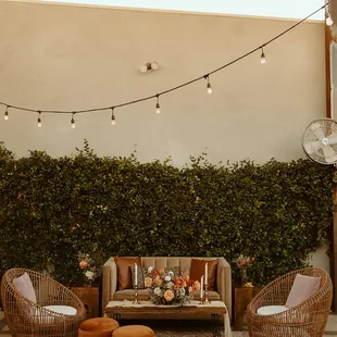 Create a lounge setting in the courtyard for you and your wedding party

TY to Scheme Events

Thank you to Onyx &amp; Arrow Photography