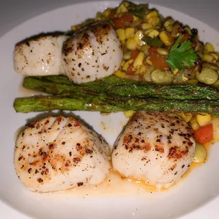 Pan Seared Scallops
