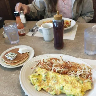 Omelet with cheese and broccoli