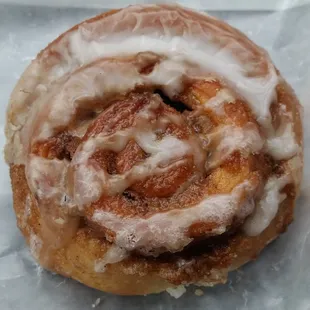 Cinnamon Cardamon Roll $3. Fairly dense, icing is more like that on a glazed donut than a typical cinnamon roll. Solidly good.