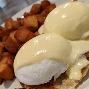 Eggs Benedict