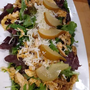 Roasted chicken and pear salad