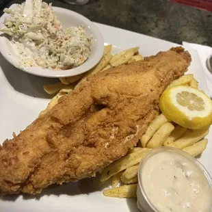 Walleye & Fries