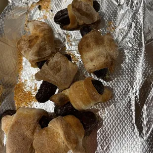 Burnt pigs in a rock