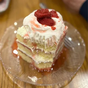 We&apos;d already dug into the strawberry shortcake before I took the picture lol it&apos;s amazing !