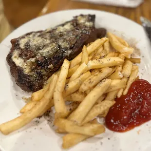Brett&apos;s steak yum!
