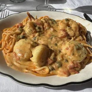 Scallops and shrimp in homemade vodka sauce