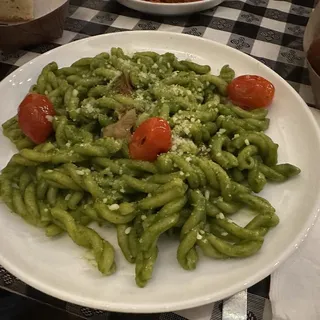 Gemelli Pesto