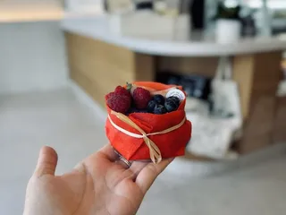 Light On The Sugar Bakery Cafe