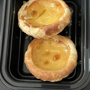 Egg custard tart
