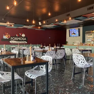 I think this was the old sandwich place called Scotty's, back in the day. Looks a lot different now