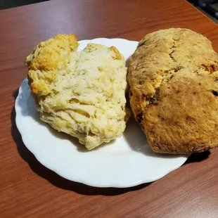 Buttermilk scone (left), walnut currant scone (right)
